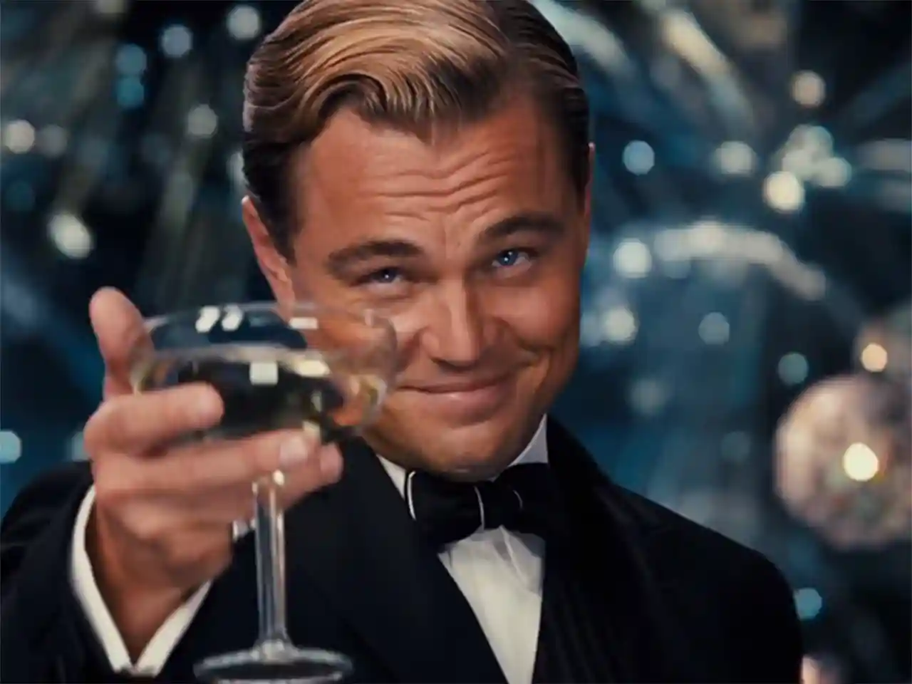 6C7911377-tdy-130617-leo-toasts-1.webp